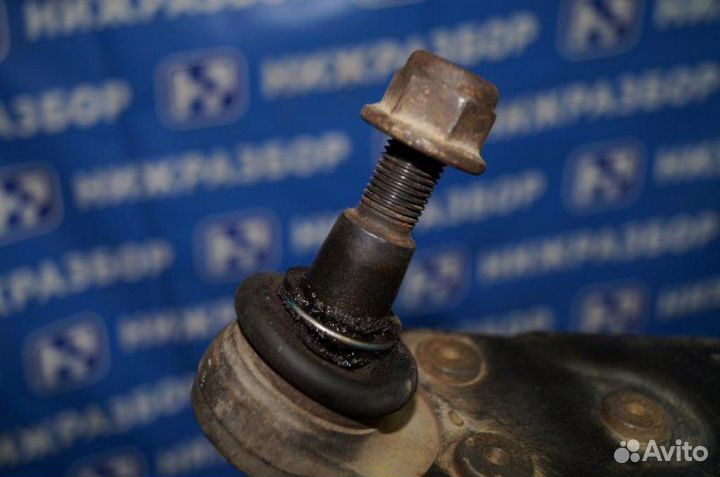 Рычаг передний левый Ford Focus 2 седан 1.6L