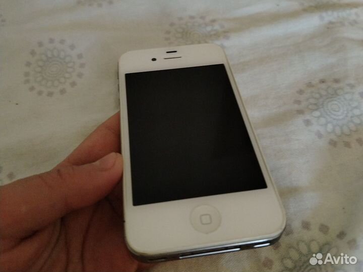 iPhone 4, 8 ГБ