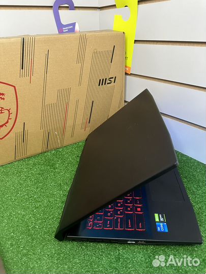 Игровой ноутбук Msi katana gf66 144Ghz