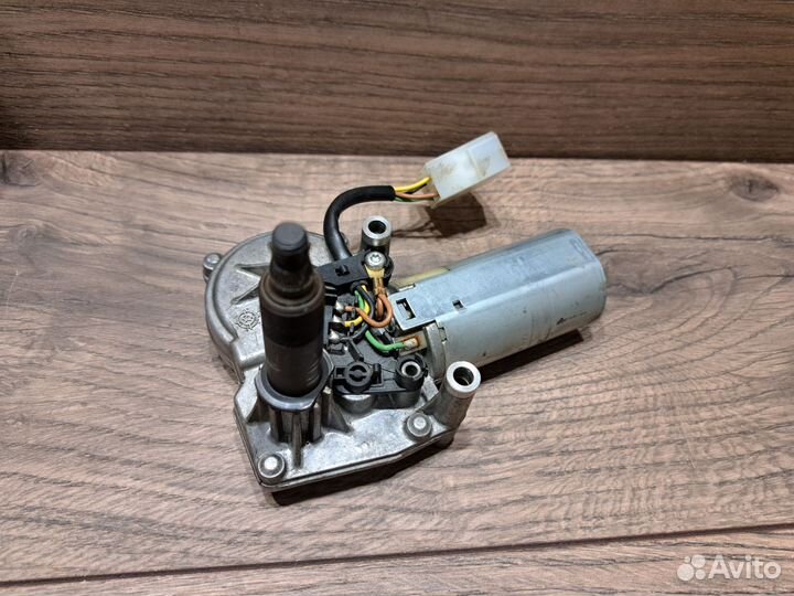 Мотор стеклоочистителя Mercedes-Benz A0068204242