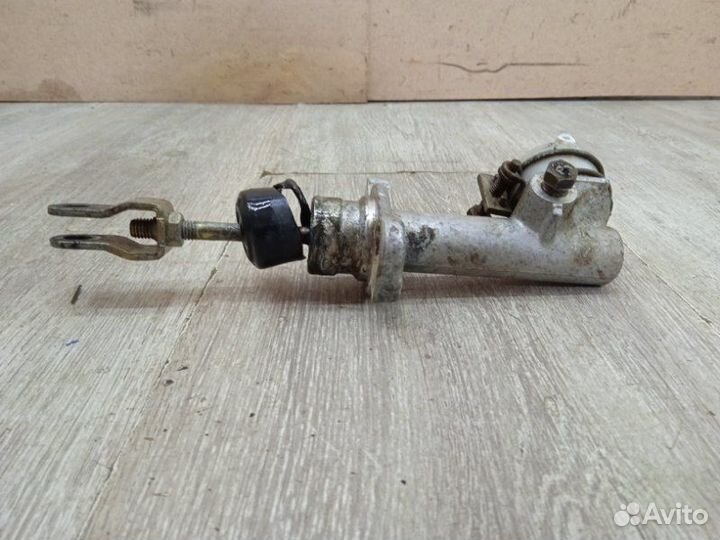 Цилиндр сцепления главный Volvo S40 VS16 B4204S