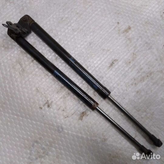 Амортизатор крышки багажника Mazda CX-5 KE