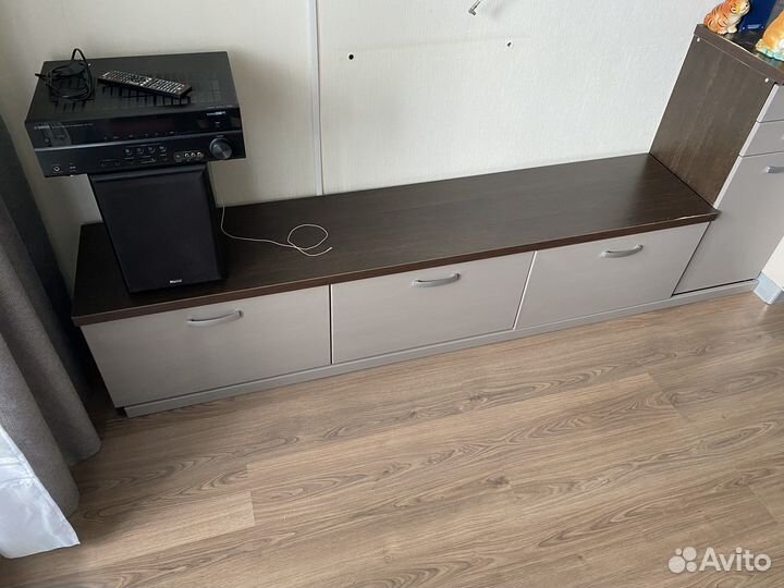 Тумба под тв