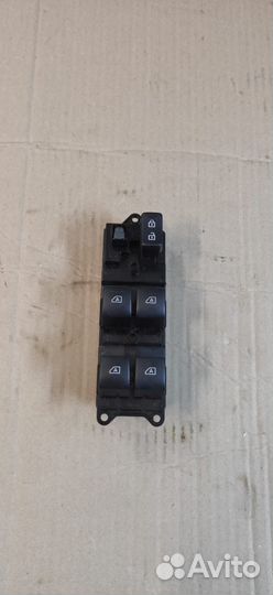 Блок управления стеклоподъемниками Mitsubishi Out