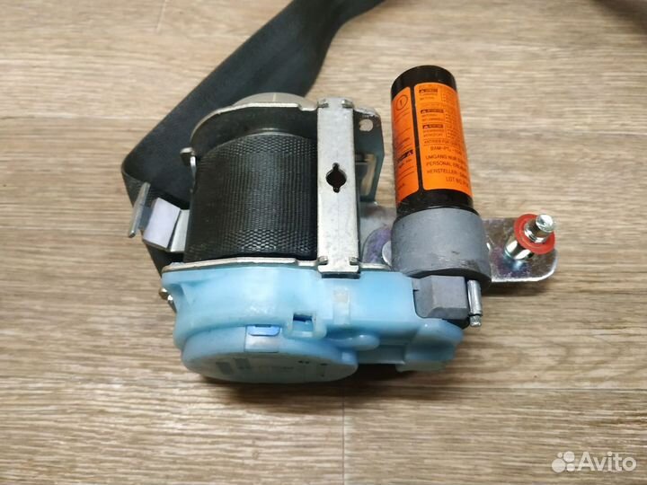 Ремень безопасности передний левый Hyundai Getz