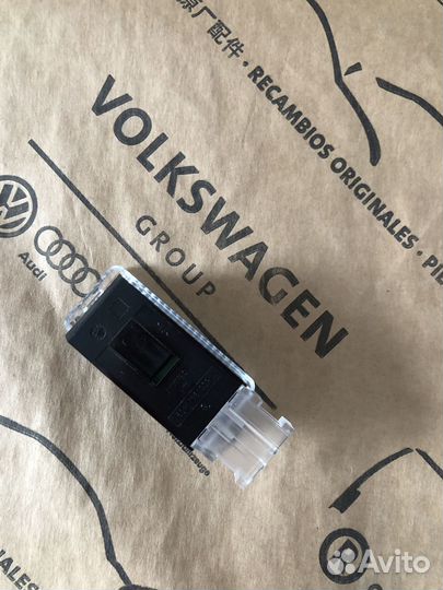 Светодиодный фонарь led подсветка 5G0947409