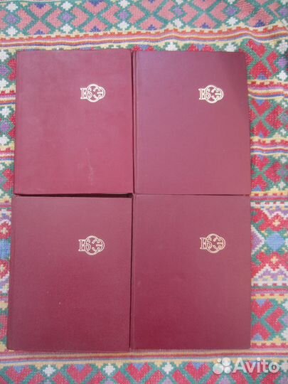 Большая Советская энциклопедия. Том 25. Струнино-Т