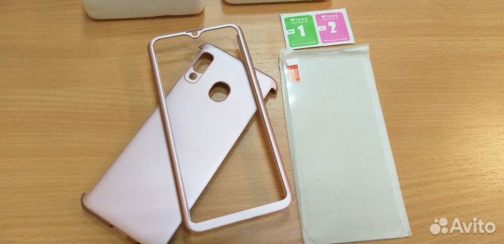 Чехол на samsung galacsi A20 новый