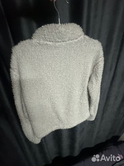 Женский свитер