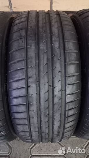 Michelin Pilot Sport 4 245/45 R18 и 275/40 R18 103Y