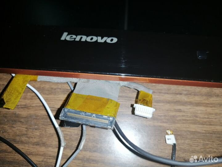 Дисплей lenovo Y460 с камерой,шлейф,антены,и т.д