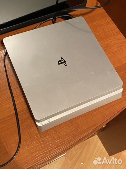 Ps4 slim
