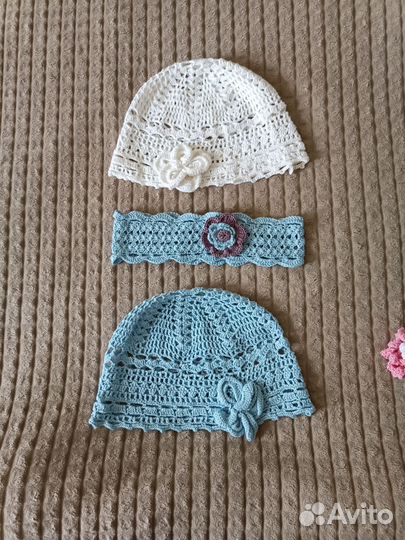 Шапочки вязаные