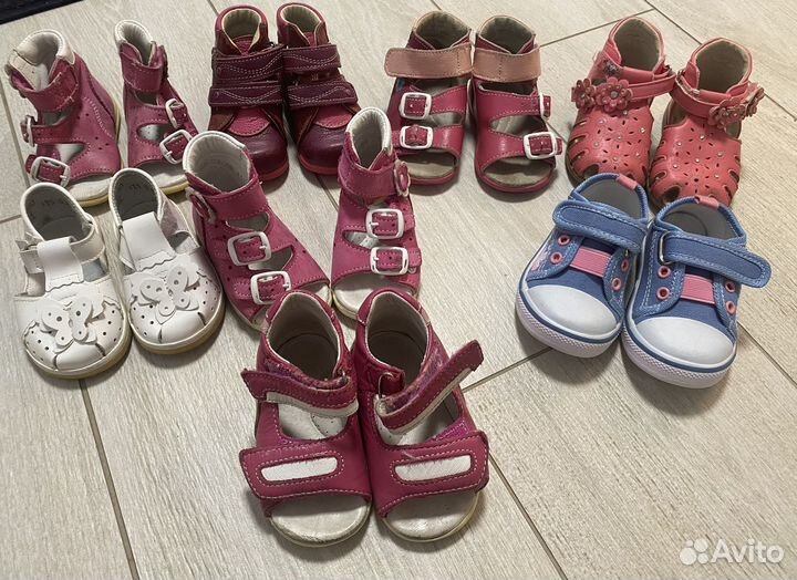 Сандалии для девочки