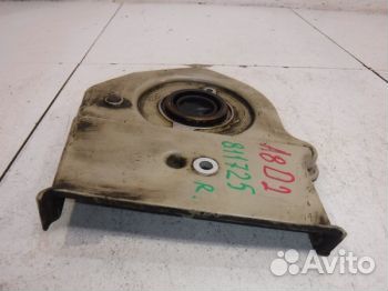 Крышка ремня грм Ауди A8 D2 4D