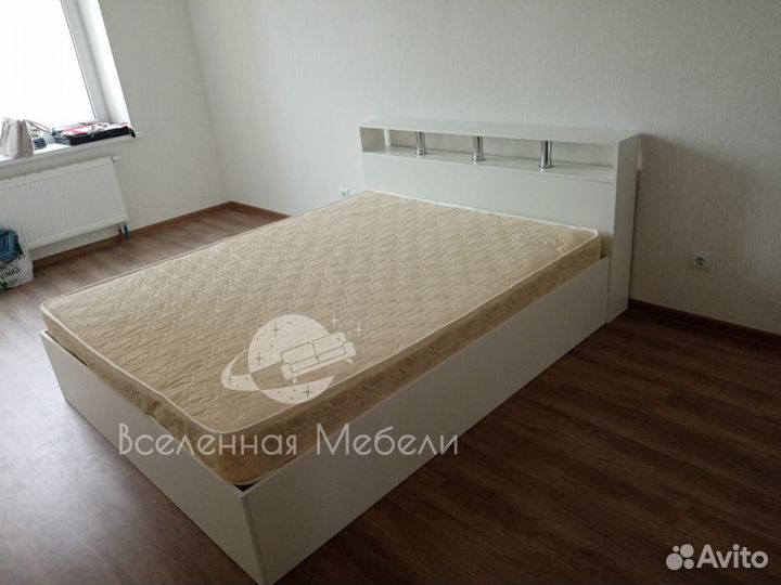 Кровать двухспальная