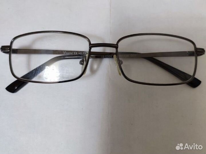 Готовые Мужские Очки +0.75 с футляром. Бу