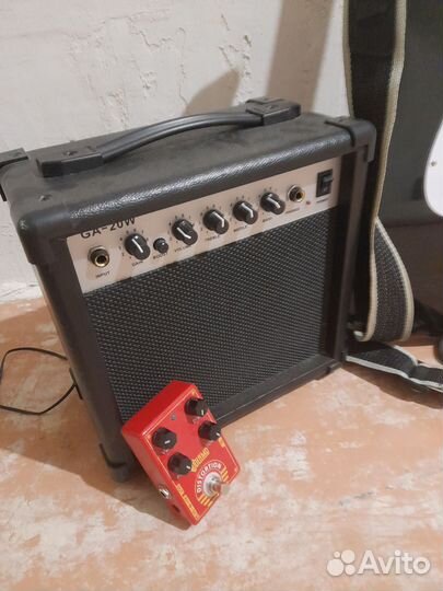 Электрогитара новая, полный комплект