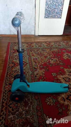 Самокат детский трехколесный новый