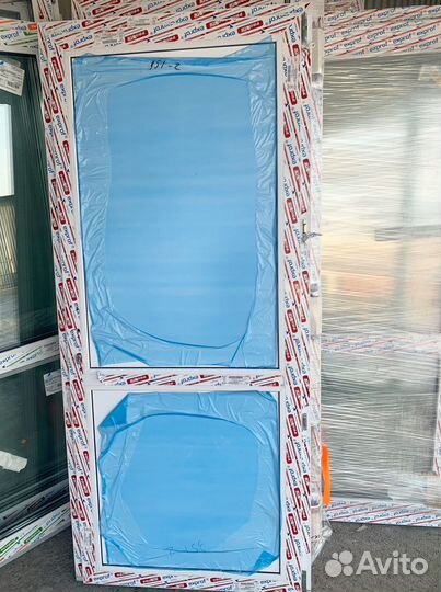 Пластиковые двери