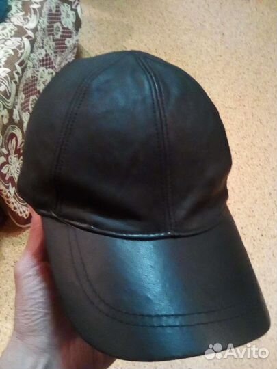 Кепка кожаная