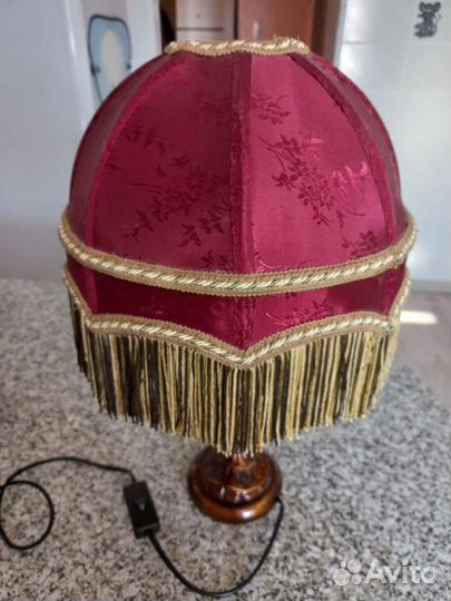 Лампа настольная