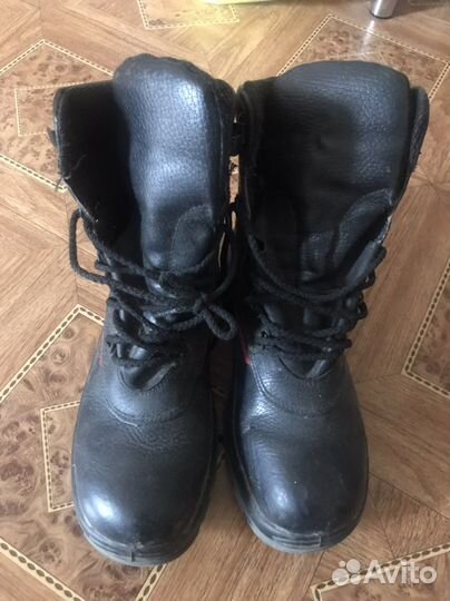 Ботинки 37,38,39