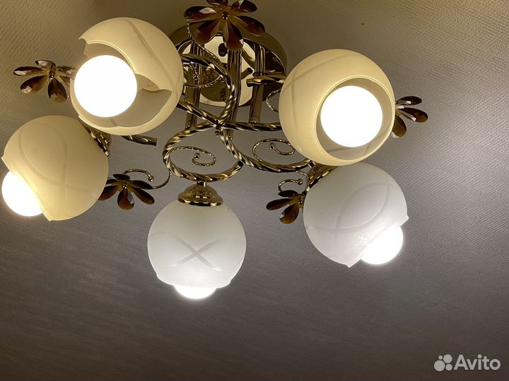 Люстра потолочная подвесная бу