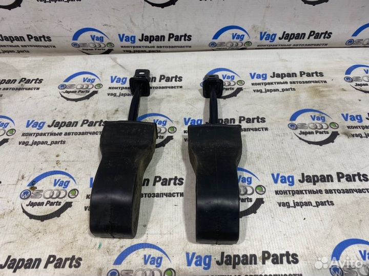 Ограничитель двери Volkswagen Tiguan NF CCZ 2013