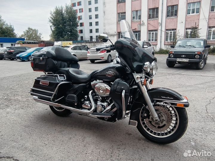 Harley-davidson flhtcu electra glide ultra 2009