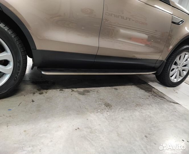 Пороги Land Rover Discovery 04-16 гг