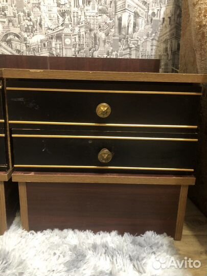 Тумба прикроватная