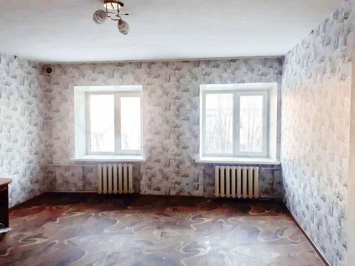 Комната 24 м² в 5-к., 2/5 эт.