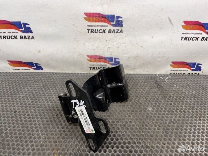 811W611456001 Петля капота Sinotruk Sitrak C7H