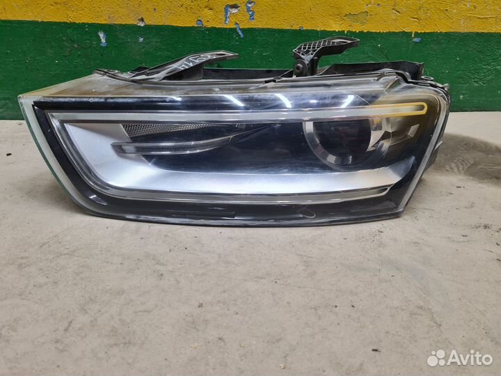 Фара левая Audi Q3