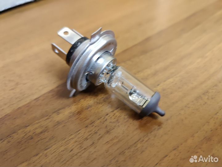 Лампа автомобильная галогенная