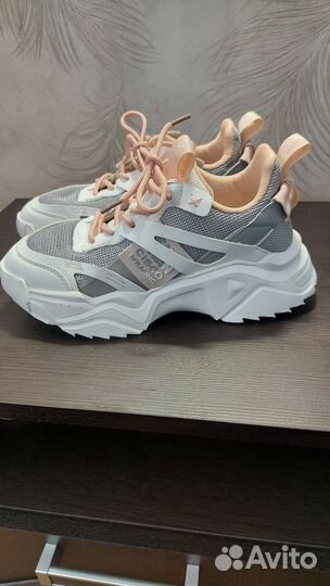 Кроссовки женские 36 размер натуральная кожа