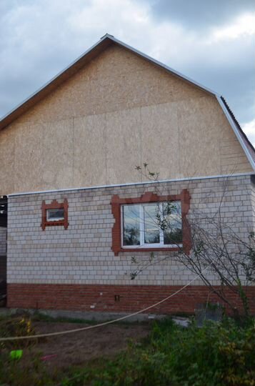 Дом 71,6 м² на участке 9,6 сот.