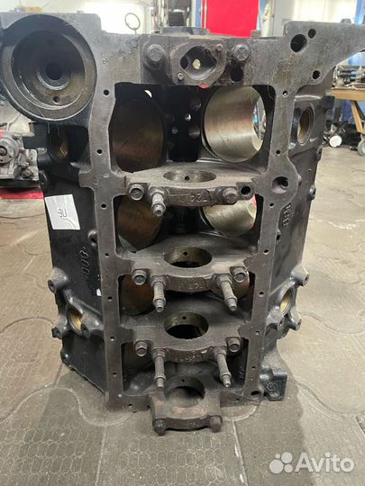 Блок цилиндров Mercruiser 350 5.7L PCM GM vortec