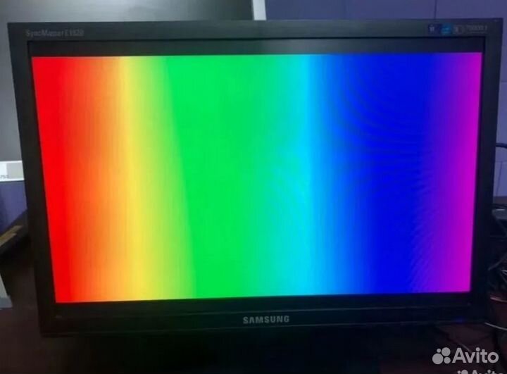 ЖК монитор Samsung E1920NW