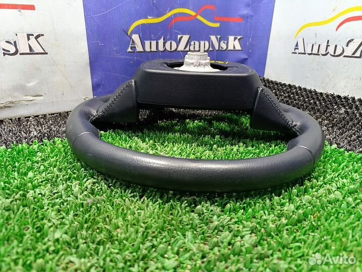 Рулевое колесо Toyota Land Cruiser Prado