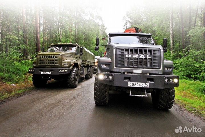 Водитель вахтовки