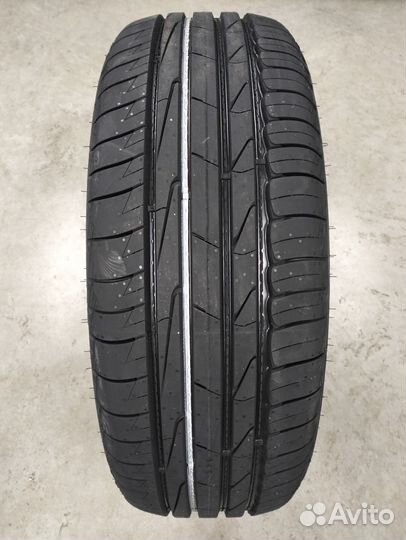 Nokian Tyres Hakka Blue 3 SUV 215/65 R16 102V