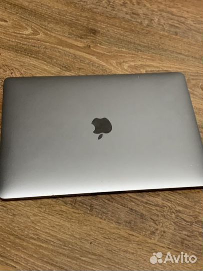 Apple macbook pro 13 2017