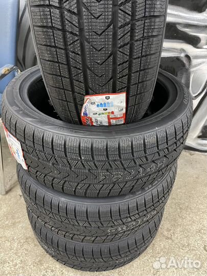 Firemax FM808 245/40 R18 97V