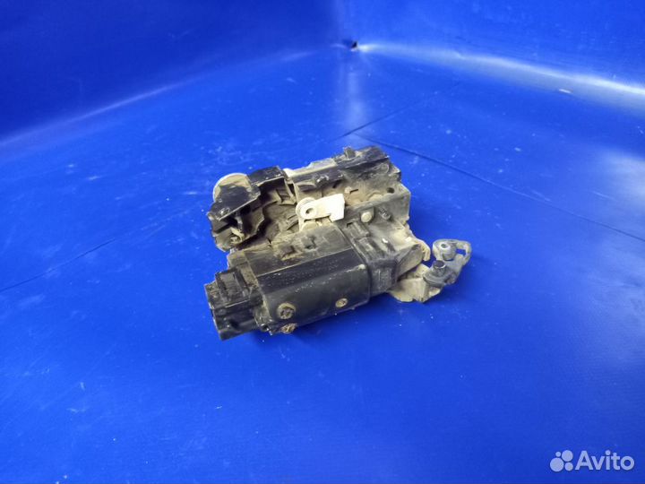 Замок двери задней правой Largus 1 Logan 1