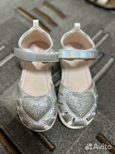 Сандалии для девочки
