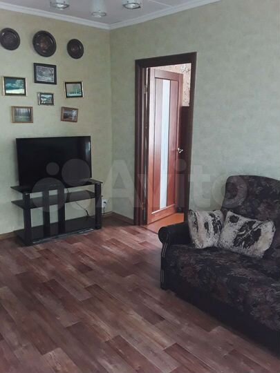 3-к. квартира, 54 м², 2/5 эт.