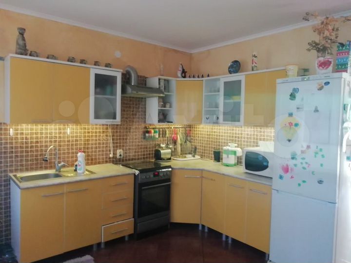 Дом 164 м² на участке 7 сот.