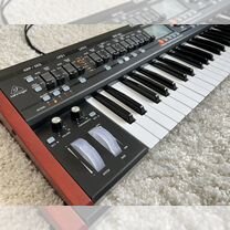 Behringer deepmind 12